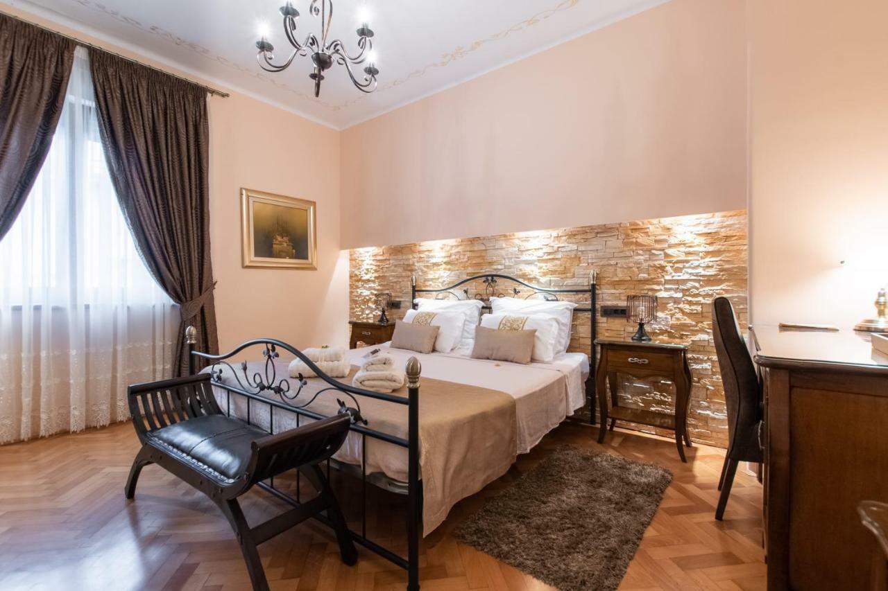 Unique Luxury Pensjonat 4*